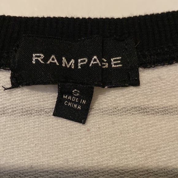 Rampage “Model Off Duty All I Need Is Coffee And Mascara” Long Sleeve Tee - Picture 2 of 2